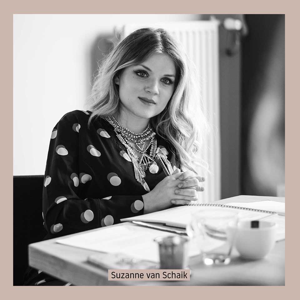 prijs bepalen, uurtarief bepalen, prijs online programma, prijs high-end programma, high-end businesscoach, high level businesscoach, high-end ondernemen, kennisondernemer, online leads genereren, suzanne van schaik, businesscoach, businesscoach ervaringen, waarom een businesscoach nemen, comfortzone, hoge prijzen vragen, prijzen verhogen